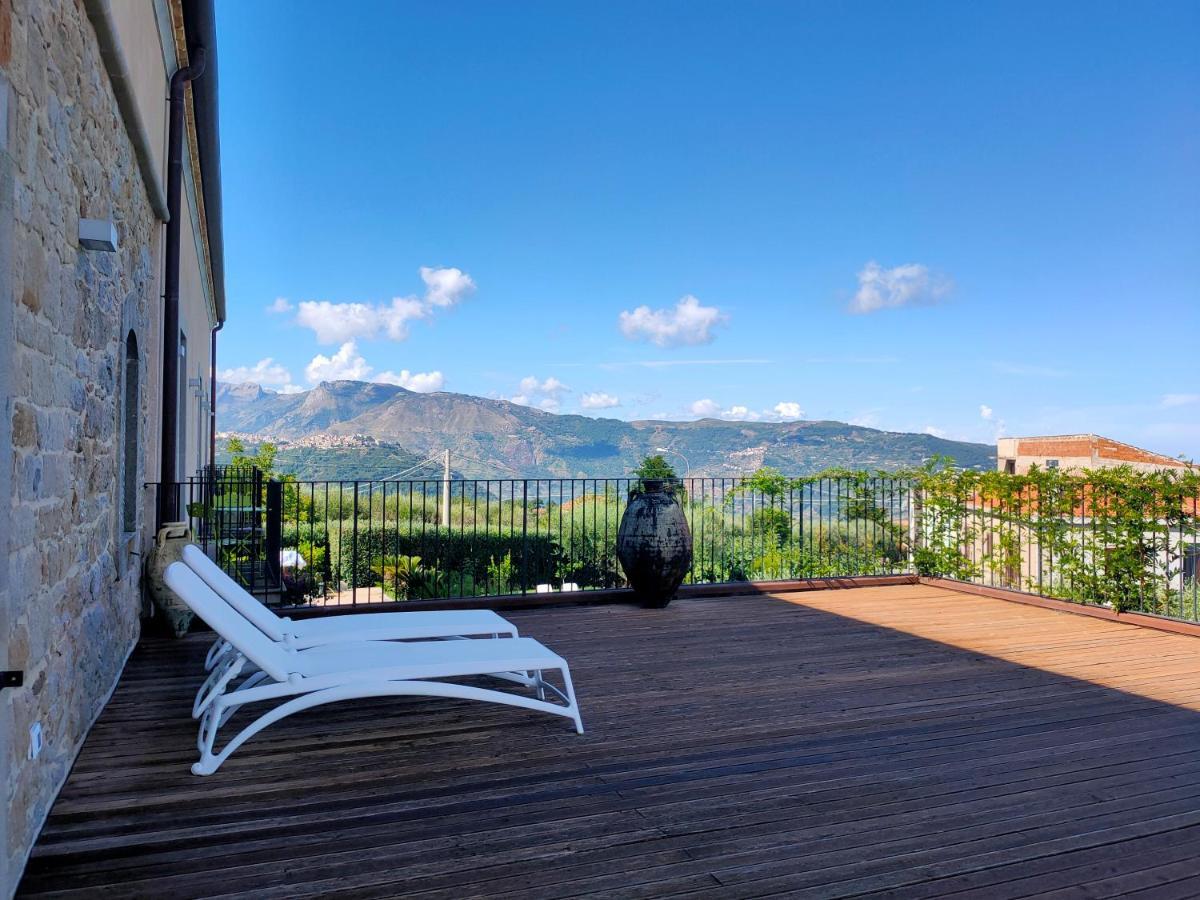 Alimunera Naso Exteriér fotografie